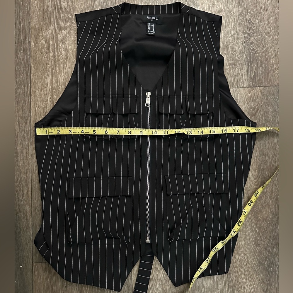 F21 vest and pants set - Picture 5 of 6